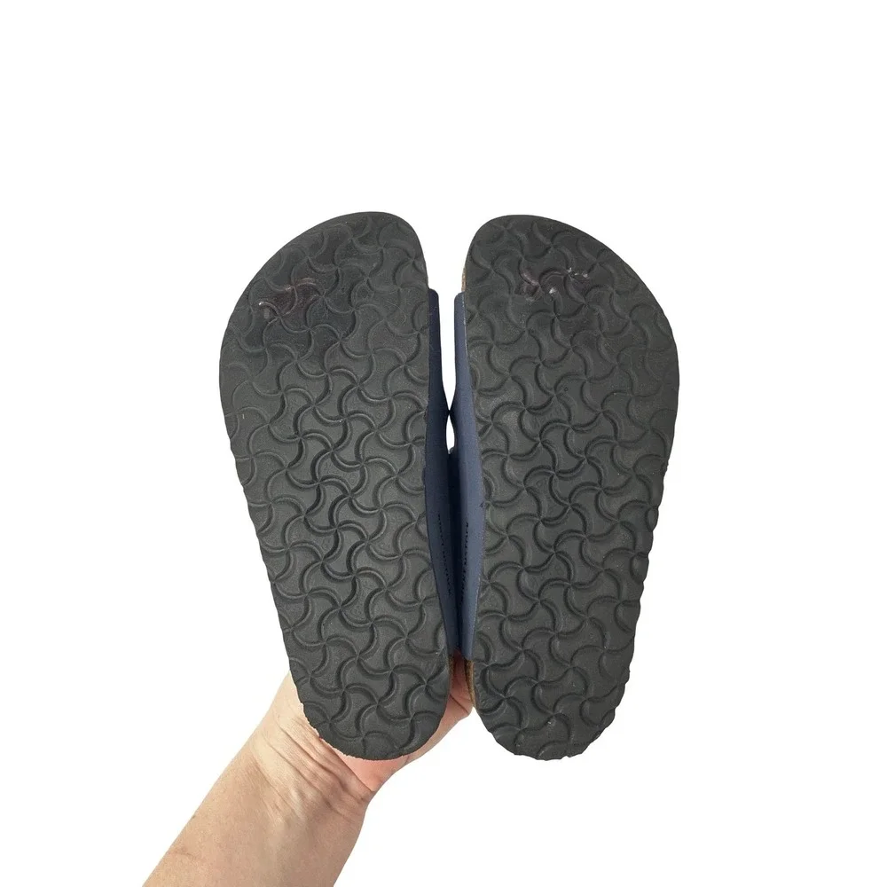 Birkenstock Arizona kids sandals Size 11C navy blue